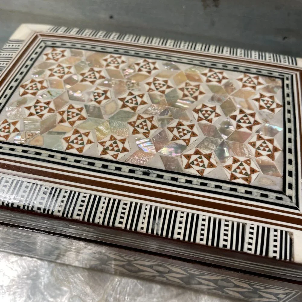 Vintage Wood MOP Shell Mosaic Inlay Handmade Jewelry Keepsake Box